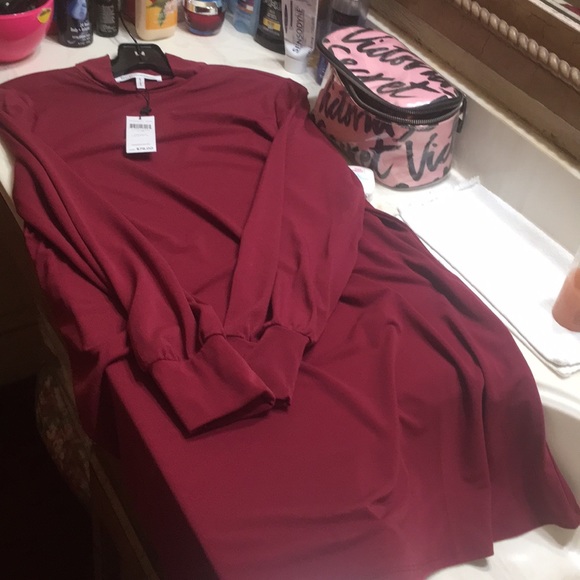 Meet your Posher, Maria - Picture 3 of 3